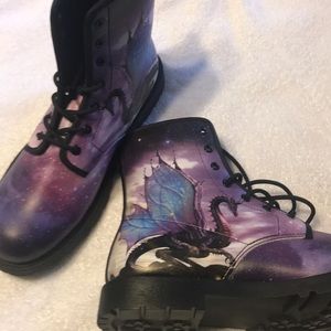 Ladies handcrafted dragon boots USA/11 Euro/42